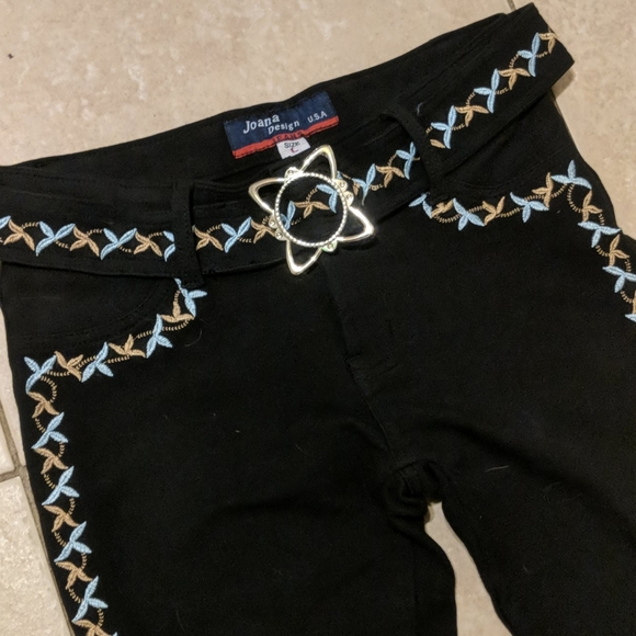 Joana Design pants - Picture 2 of 9